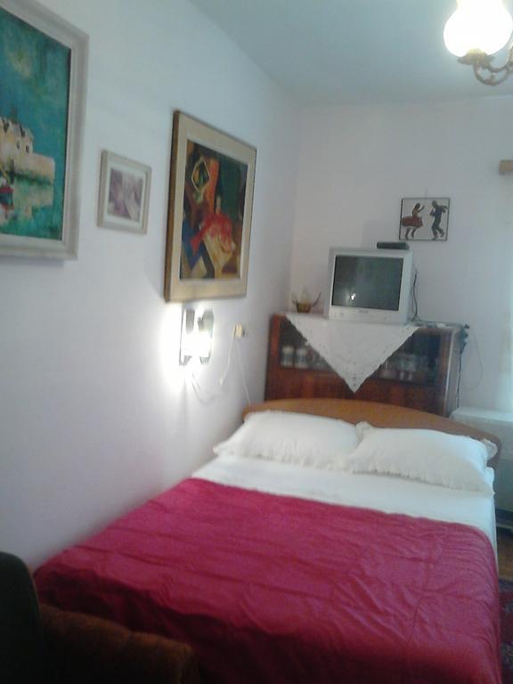 Apartments Bilic Вис Стая снимка